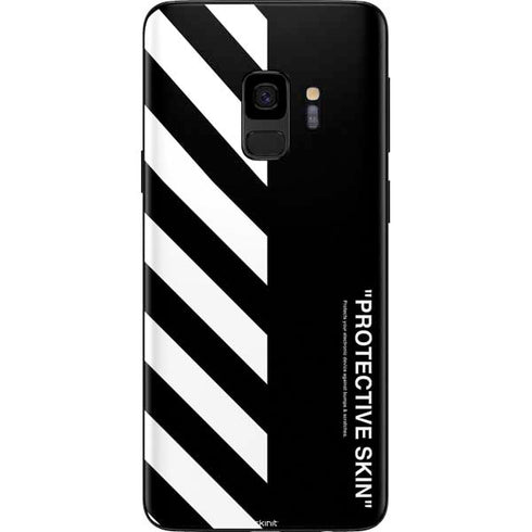 Black and White Stripes Galaxy S9 Skin